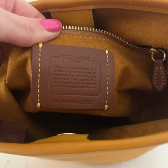 Coach Dakota Bucket Bag - Picture 4 of 15